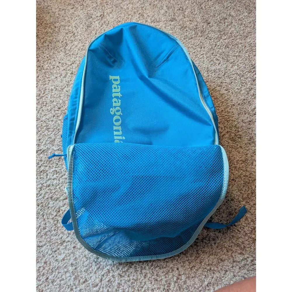 Patagonia Refugio daypack backpack, mesh pocket; beach, lightweight; travel